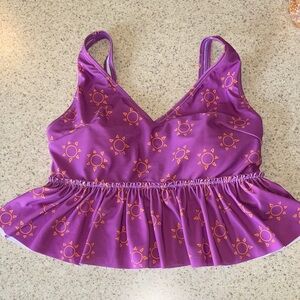 Kortni Jeane swim v-neck crop top size medium